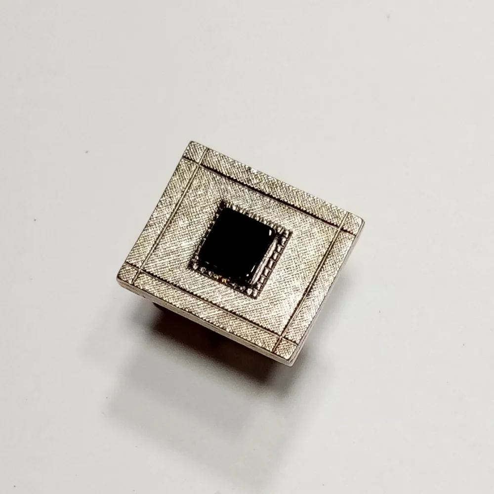 Unbranded Swank Silver Tone Black Square Cufflink Pat 2974381 (Just One)